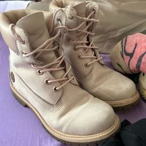Pink timberlands size 8